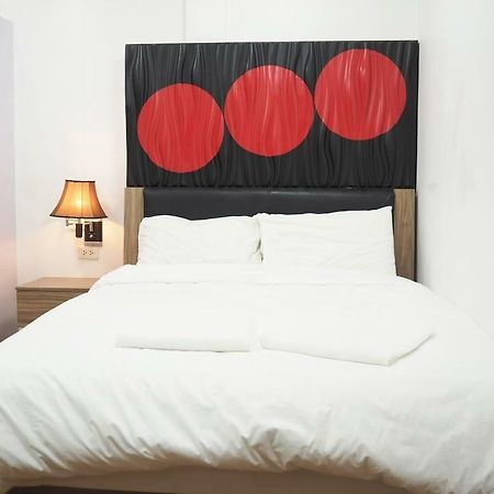 Pook Swan House Hotel Паттая Номер фото